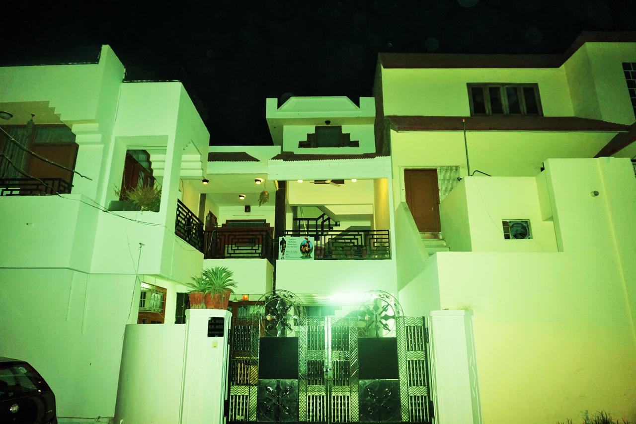 Lazy Mozo Backpackers Hostel ชัยปุระ ภายนอก รูปภาพ