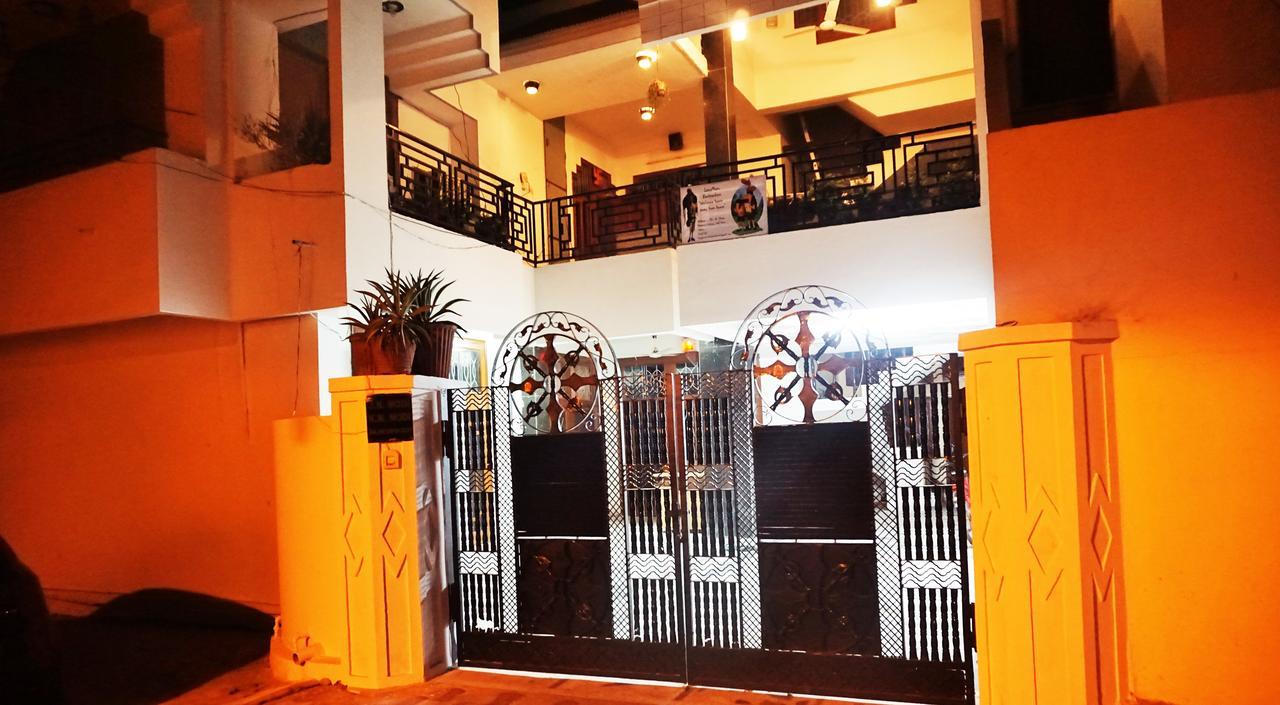 Lazy Mozo Backpackers Hostel ชัยปุระ ภายนอก รูปภาพ