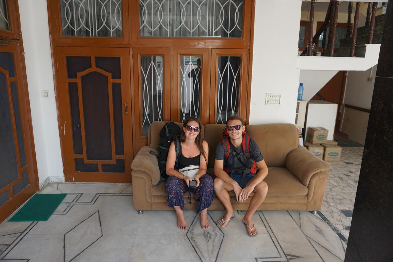 Lazy Mozo Backpackers Hostel ชัยปุระ ภายนอก รูปภาพ