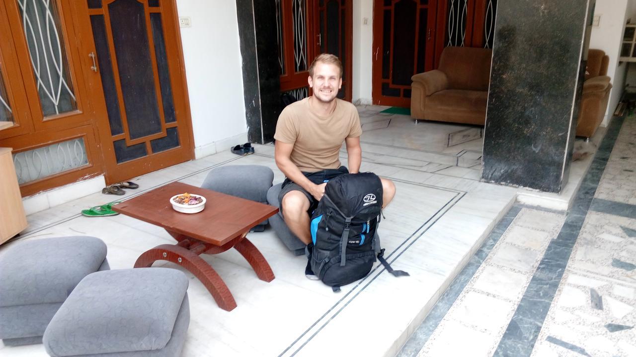 Lazy Mozo Backpackers Hostel ชัยปุระ ภายนอก รูปภาพ